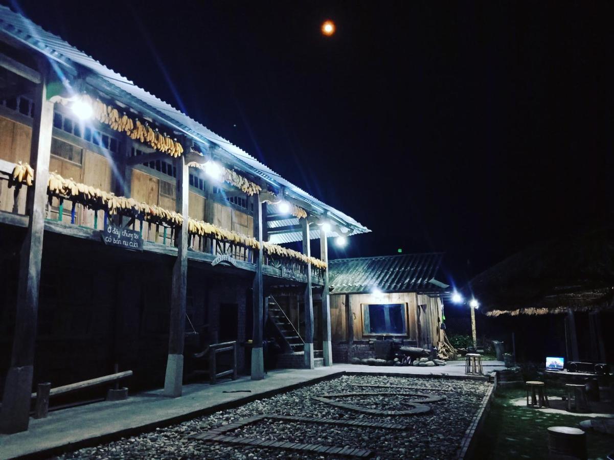 Mu Cang Chai Big View Homestay, Tour & Vegetarian Kültér fotó